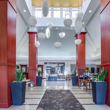 Hilton Garden Inn Louisville-Northeast Экстерьер фото