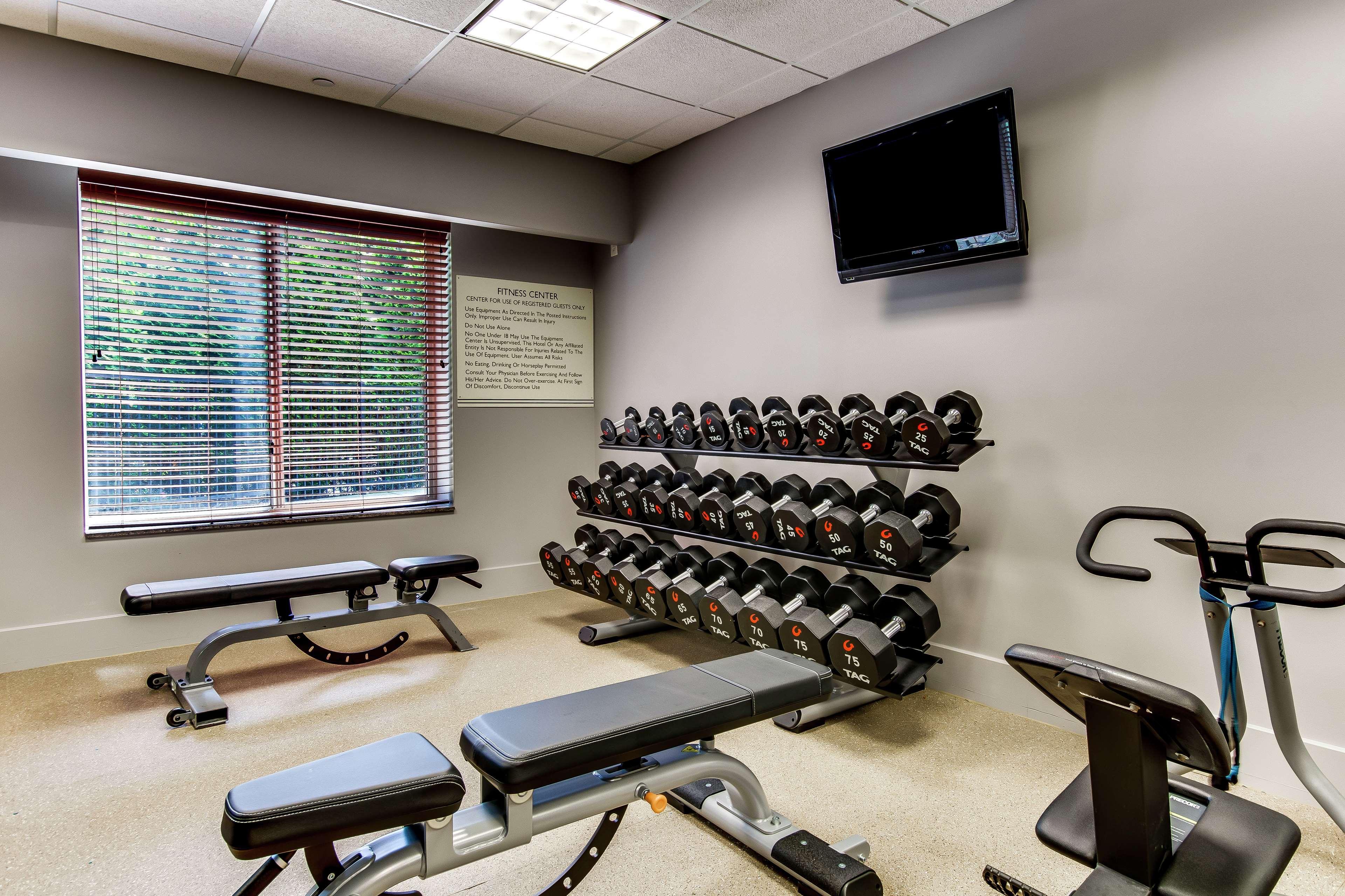 Hilton Garden Inn Louisville-Northeast Экстерьер фото