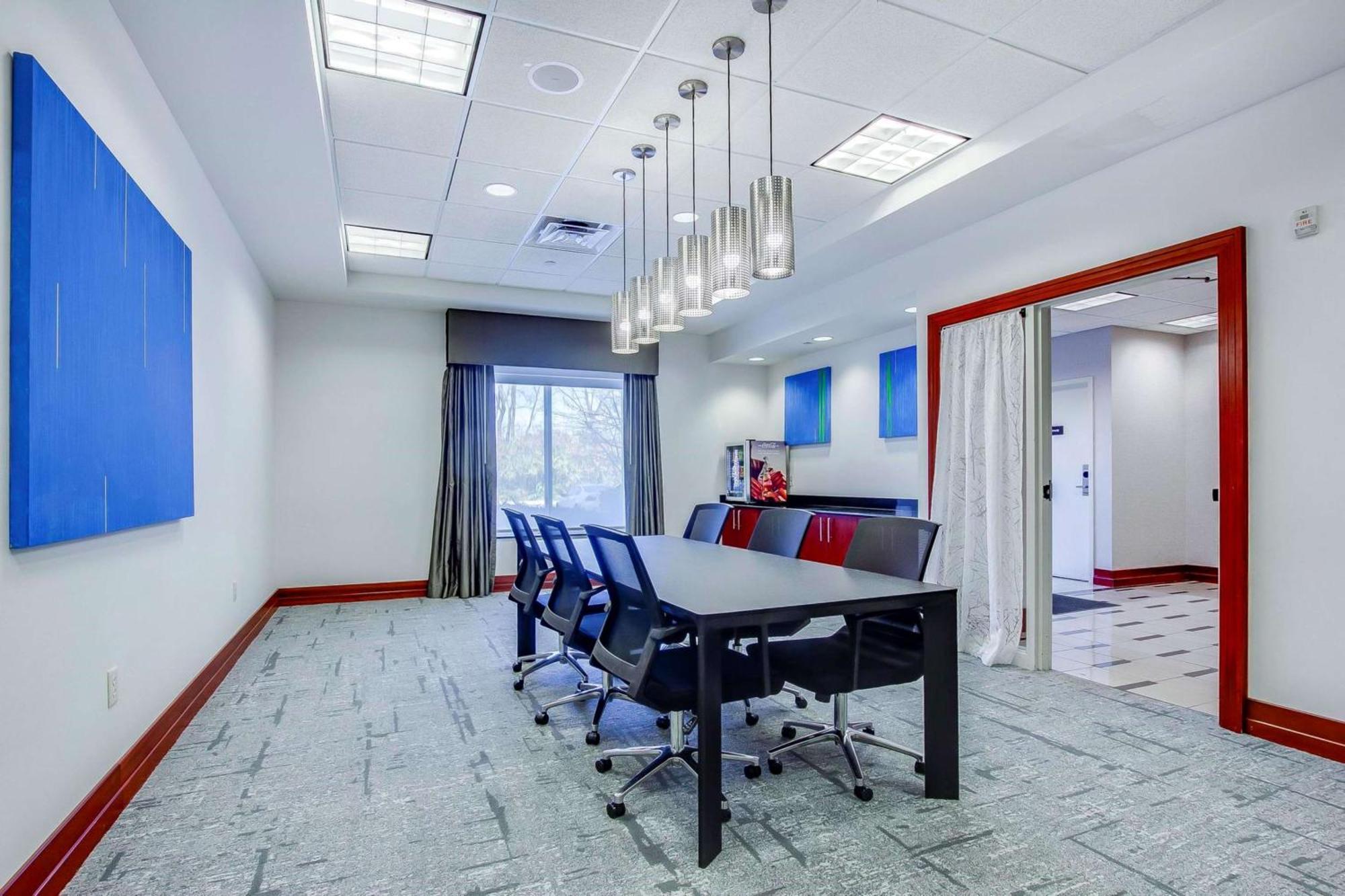 Hilton Garden Inn Louisville-Northeast Экстерьер фото