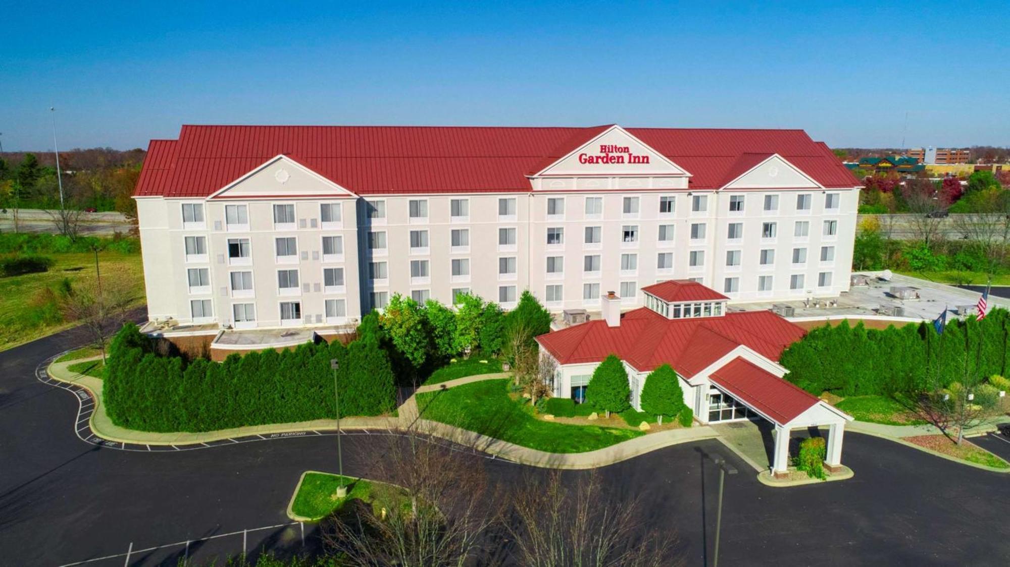 Hilton Garden Inn Louisville-Northeast Экстерьер фото